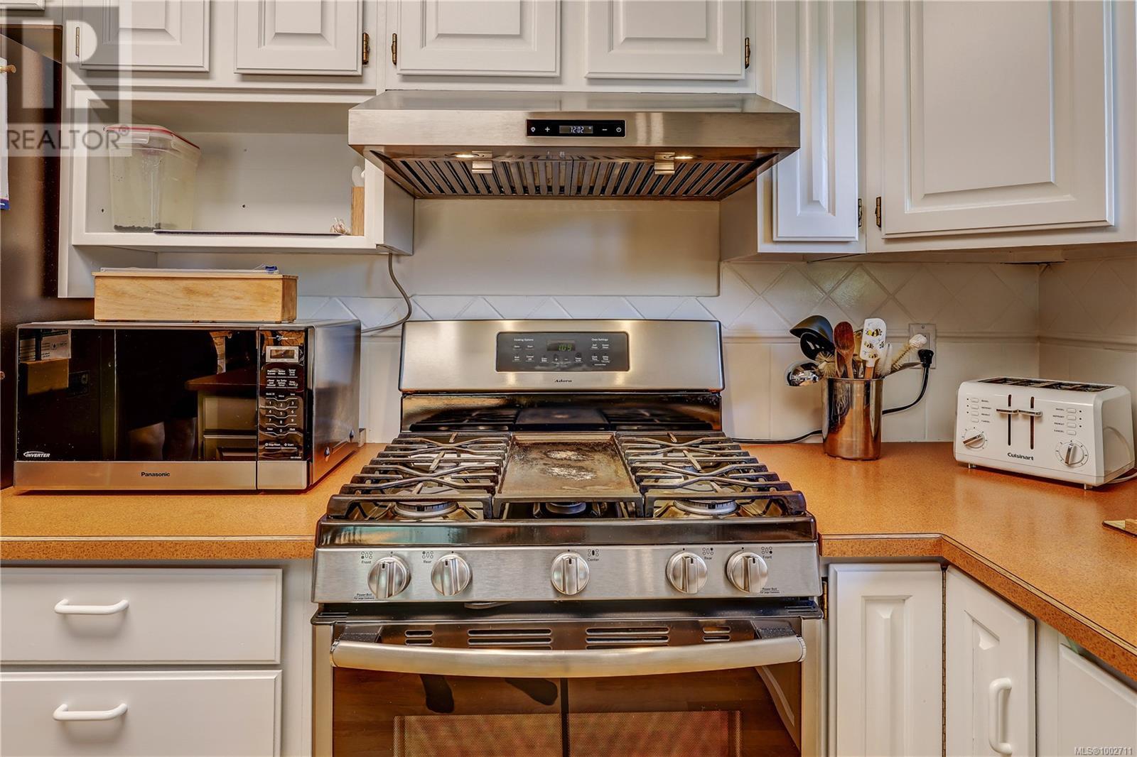 Photo 21 of 325 Mckinnon St, Parksville BC