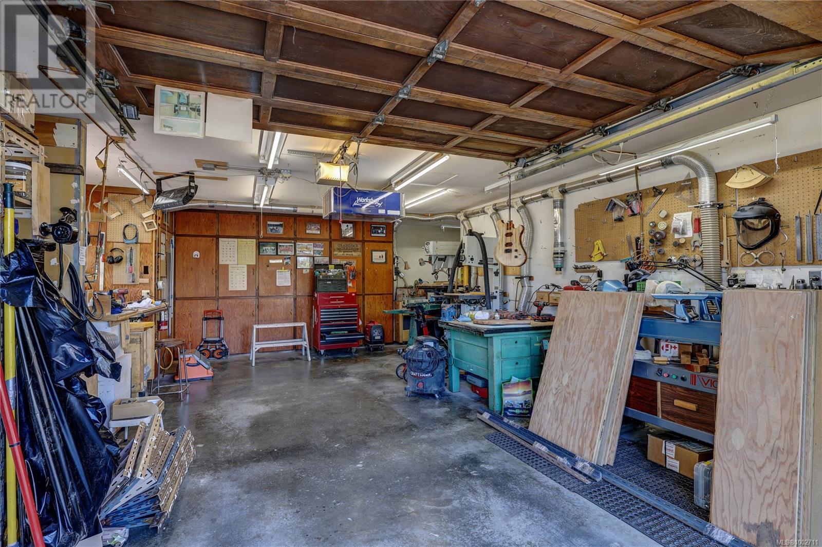 Photo 47 of 325 Mckinnon St, Parksville BC