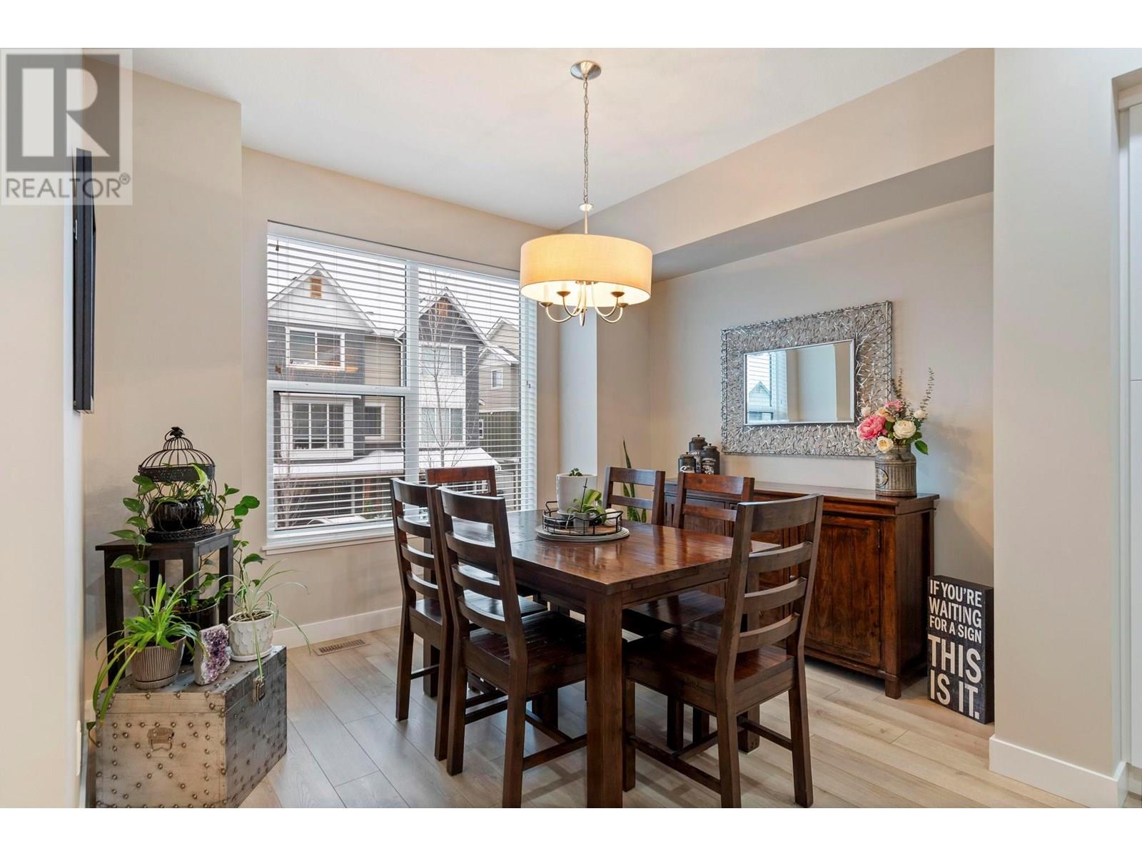 #48 2490 TUSCANY DRIVE - Image 12