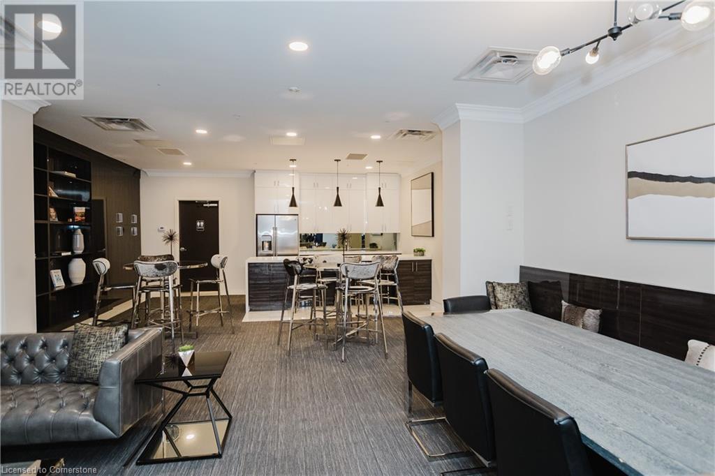 Photo 38 of 118 King Street E Unit Lph 13, Hamilton ON