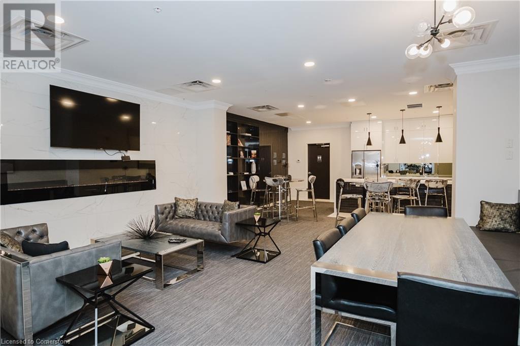 Photo 39 of 118 King Street E Unit Lph 13, Hamilton ON