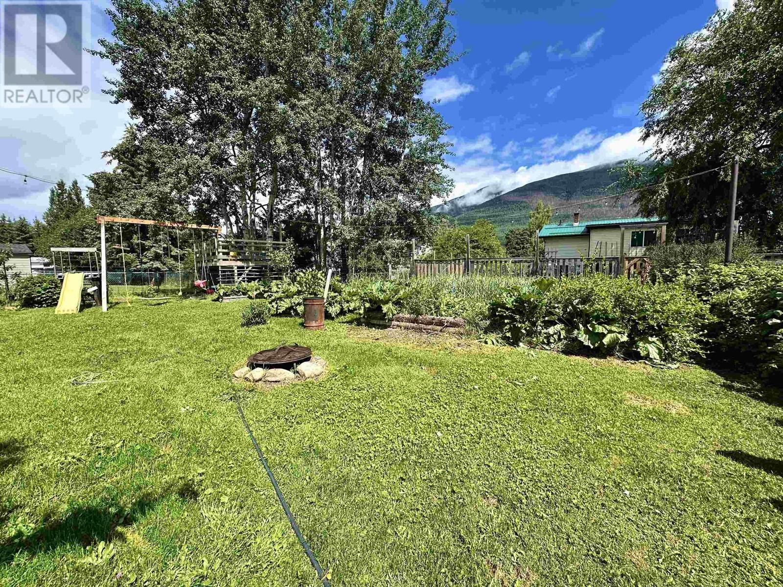 765 DOMINION STREET, McBride