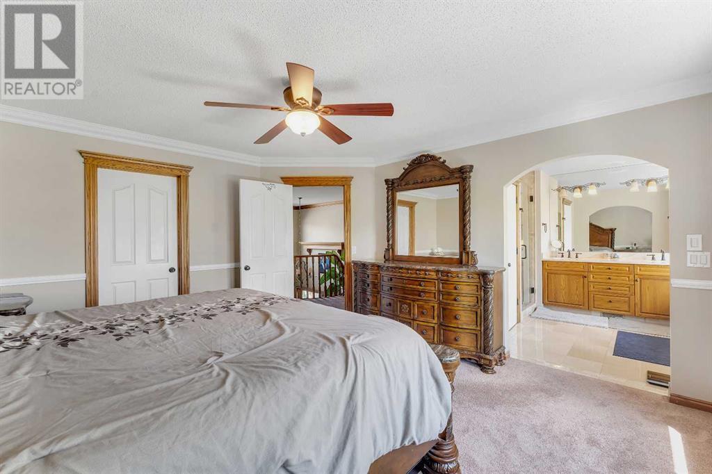 Single Family House for Sale in  Edgevalley Way NW Edgemont Calgary 