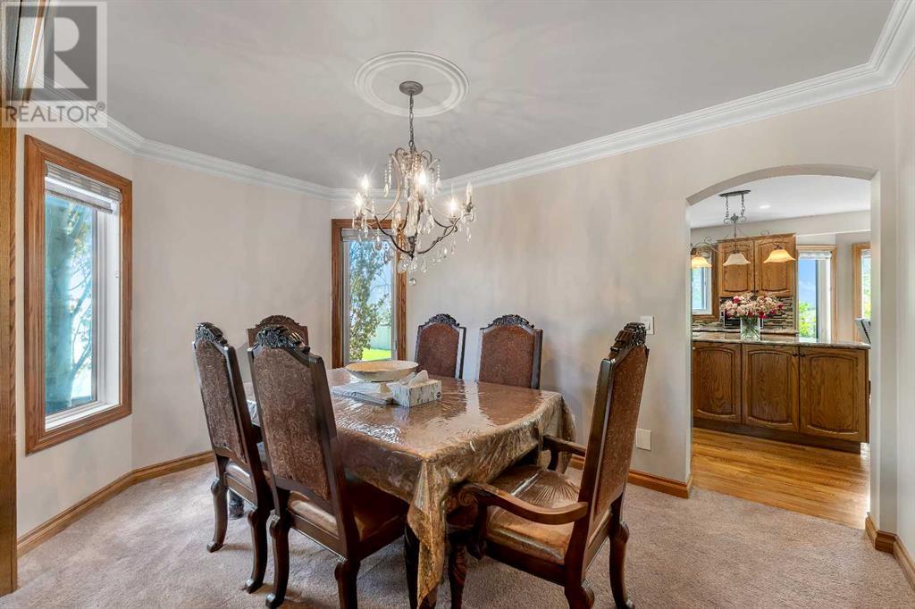 Single Family House for Sale in  Edgevalley Way NW Edgemont Calgary 