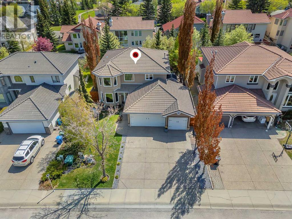 Single Family House for Sale in  Edgevalley Way NW Edgemont Calgary 