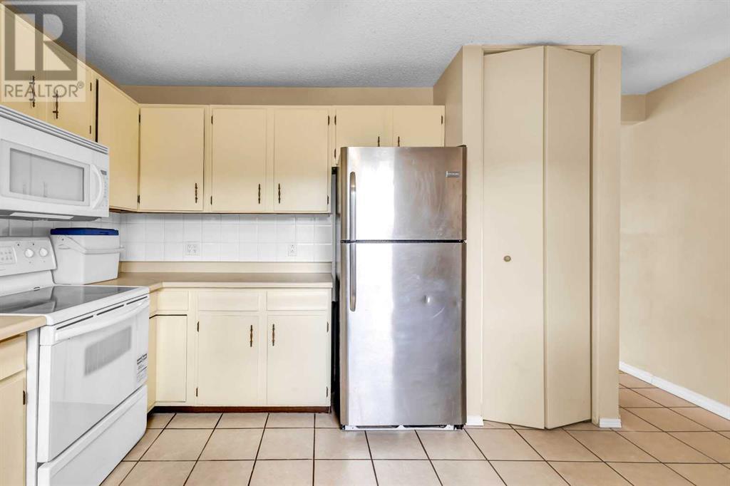 Single Family House for Sale in   Street NE Marlborough Calgary 