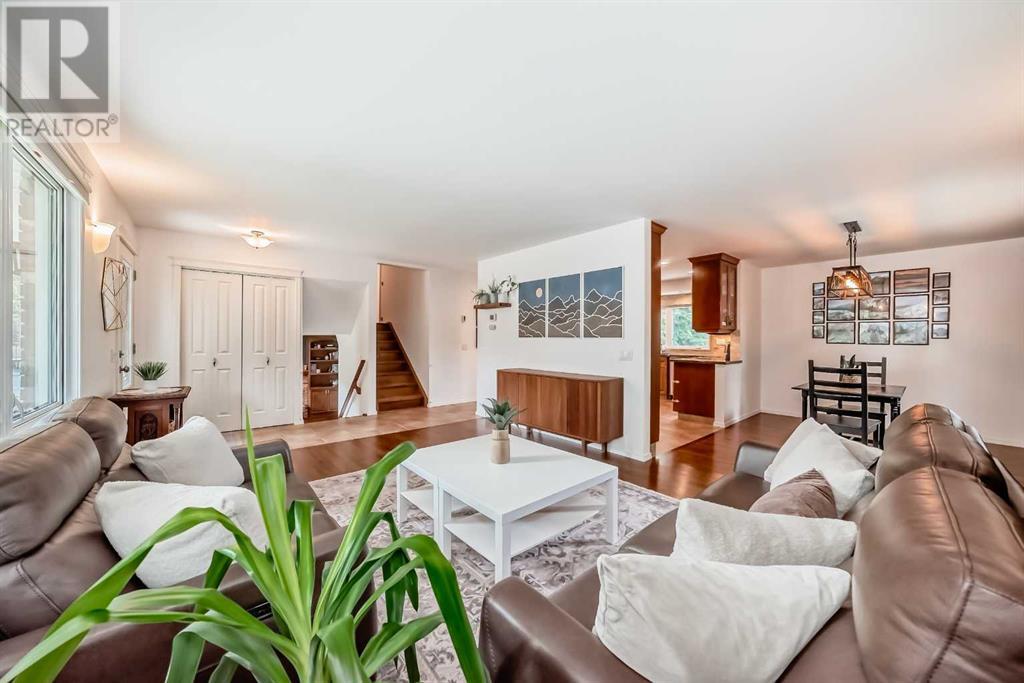 Single Family House 4 Level for Sale in  Cannell Road SW Canyon Meadows Calgary 