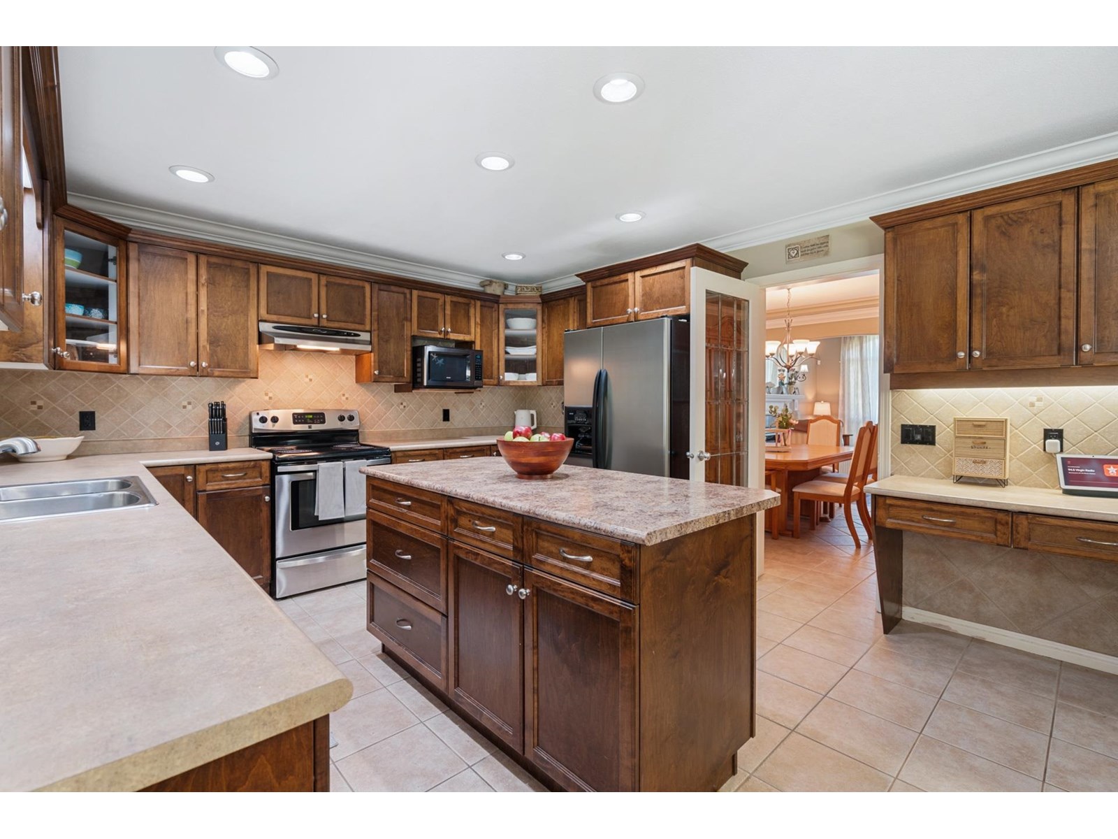 Photo 9 of 10118 171 A Street, Surrey BC