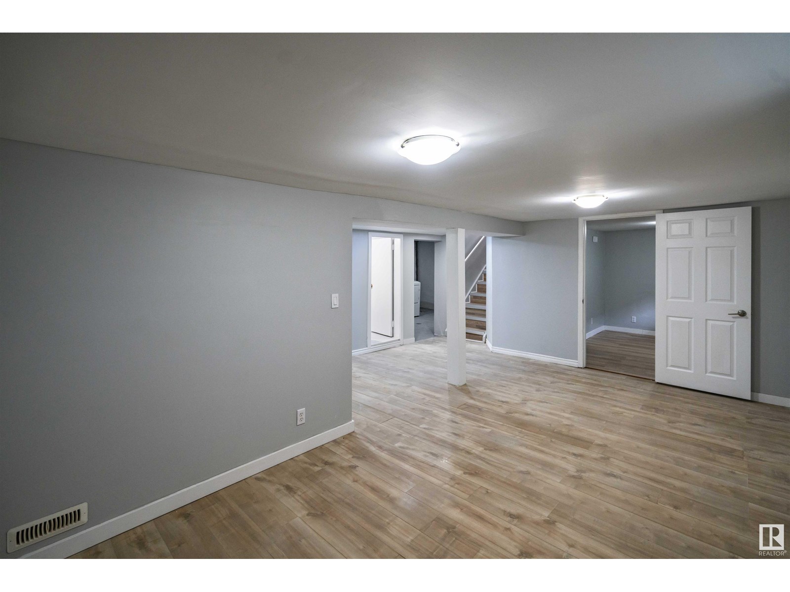 Photo 10 of 5319 55 St, Camrose AB