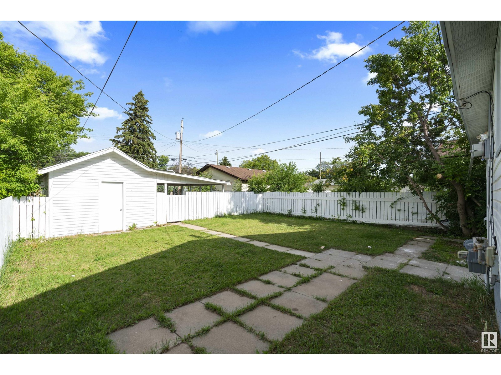 Photo 8 of 5319 55 St, Camrose AB