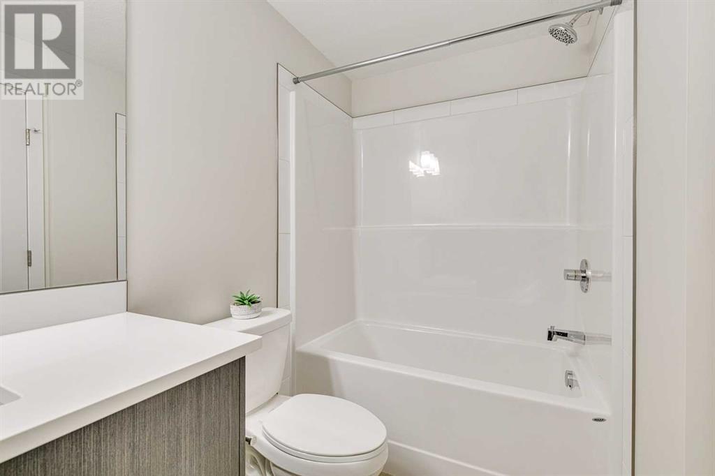 Single Family House for Sale in   Shawnee Square SW Shawnee Slopes Calgary 