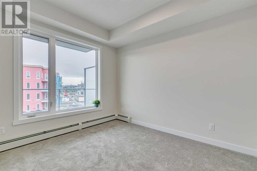 Single Family House for Sale in   Shawnee Square SW Shawnee Slopes Calgary 