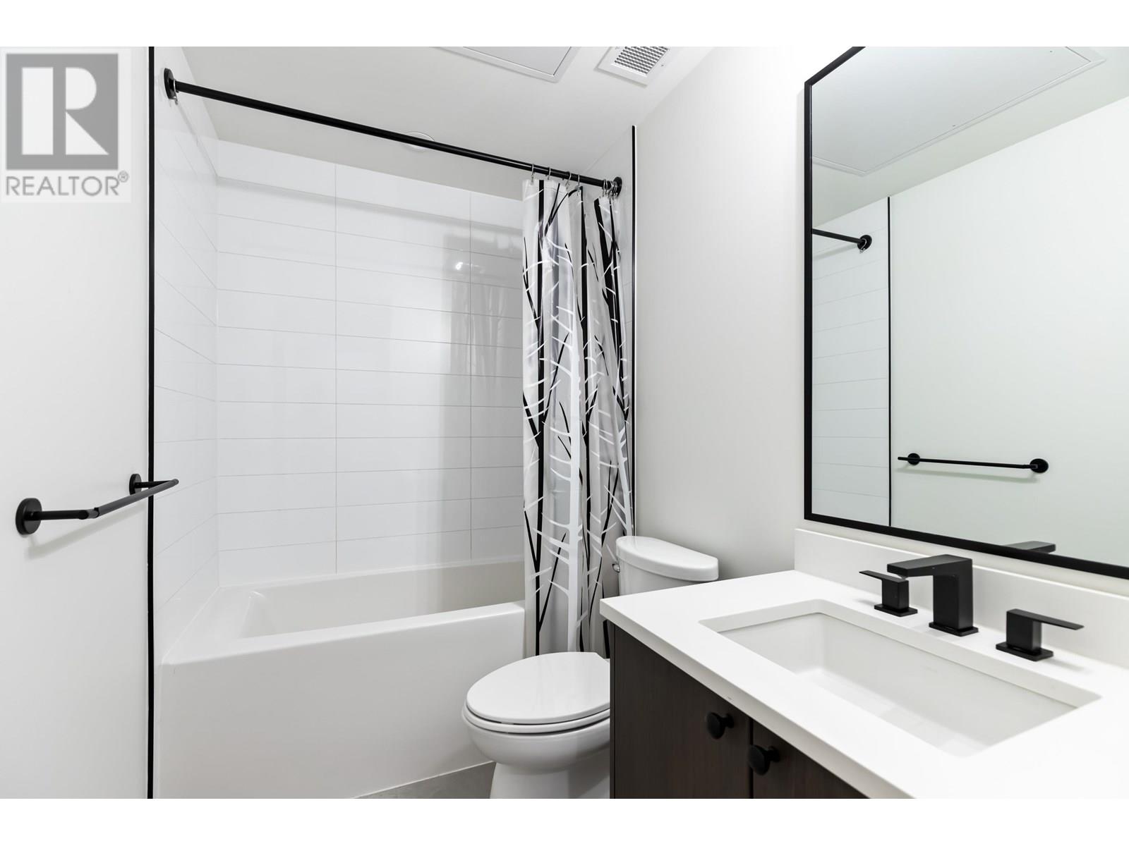 Photo 23 of 122 12040 Plaza Street, Maple Ridge BC