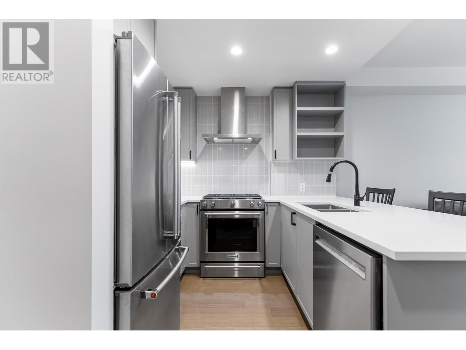 Photo 16 of 122 12040 Plaza Street, Maple Ridge BC