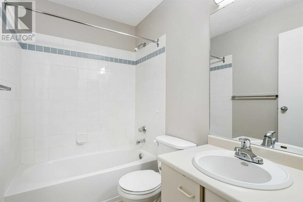 Single Family House for Sale in   Edenwold Heights NW Edgemont Calgary 