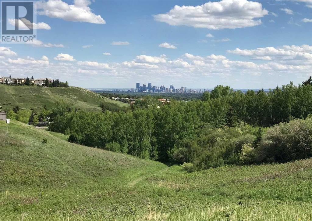 Single Family House for Sale in   Edenwold Heights NW Edgemont Calgary 