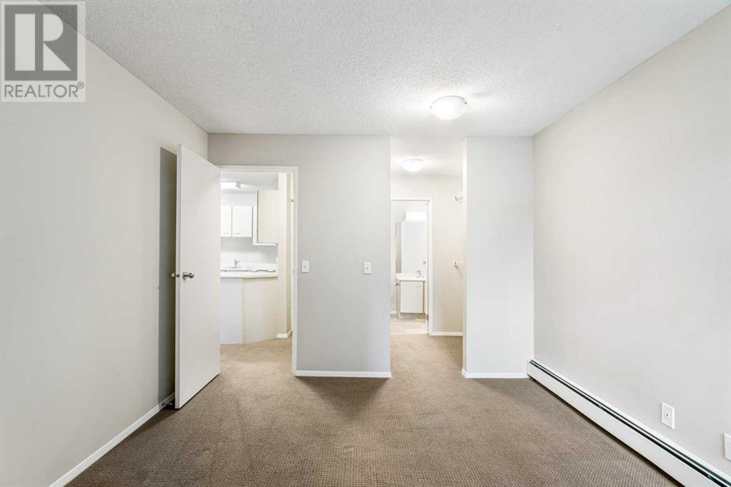 Single Family House for Sale in   Edenwold Heights NW Edgemont Calgary 