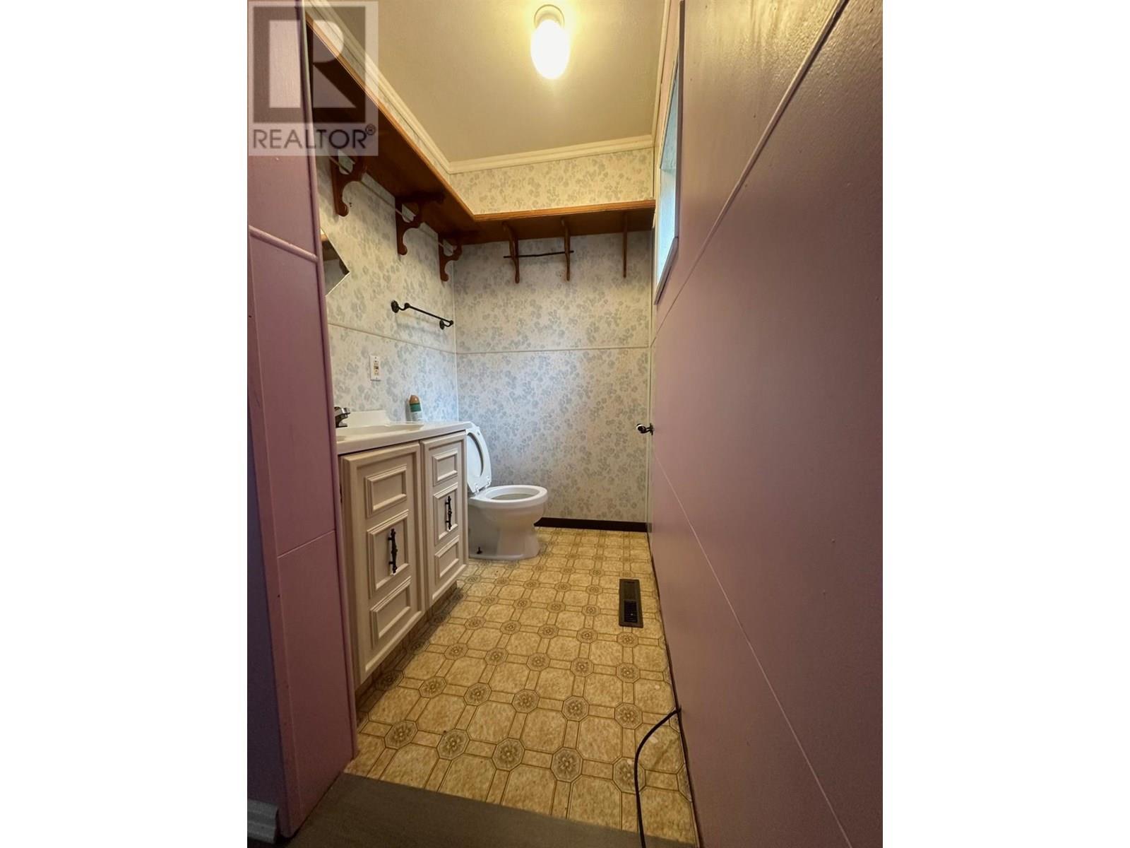 319 Newman Street - 12