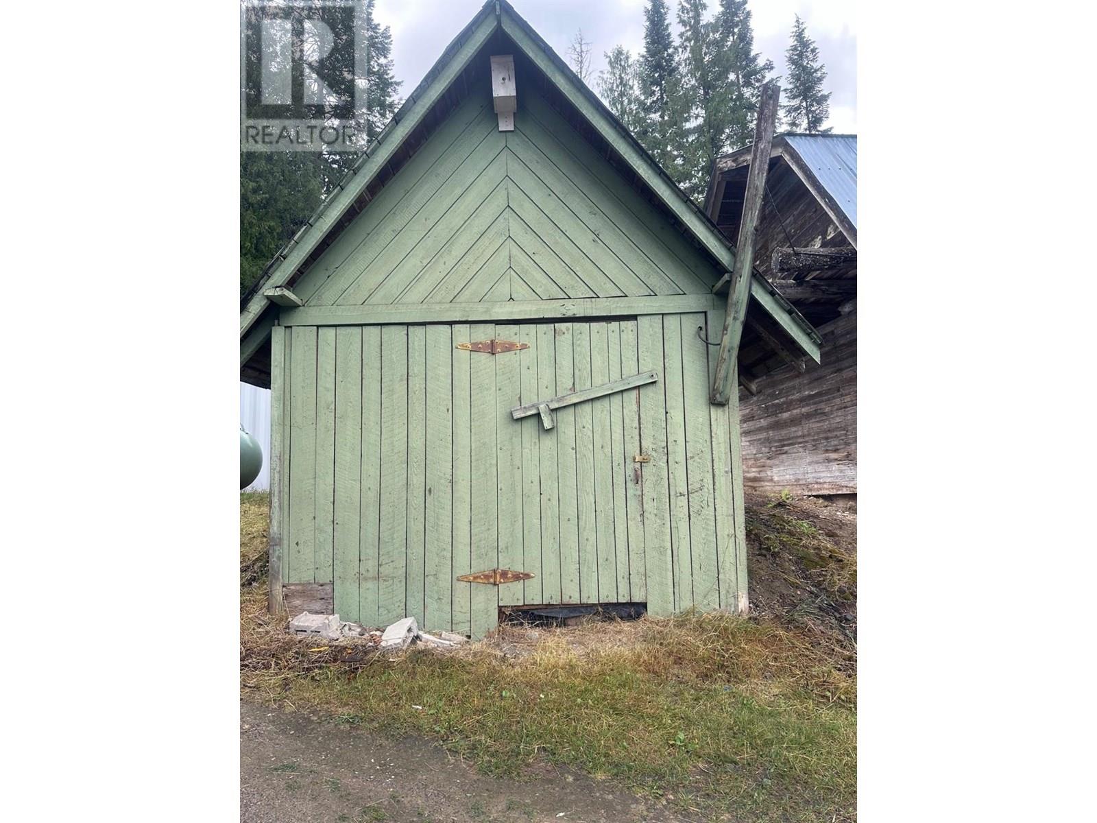 319 Newman Street - 25