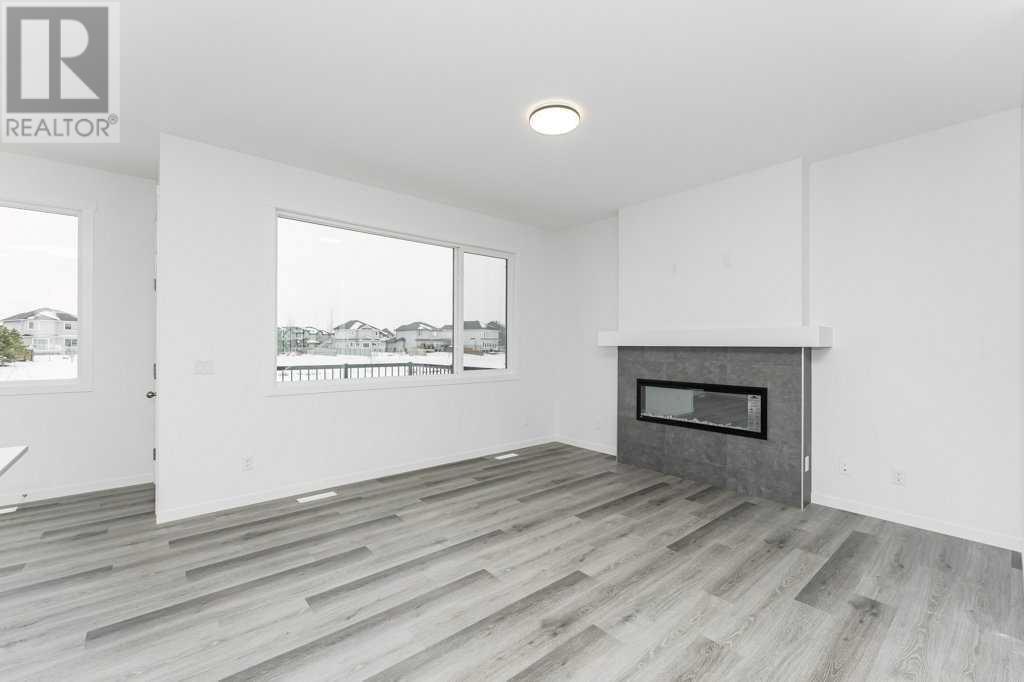 Photo 6 of 68 Creekstone Grove Sw, Calgary AB