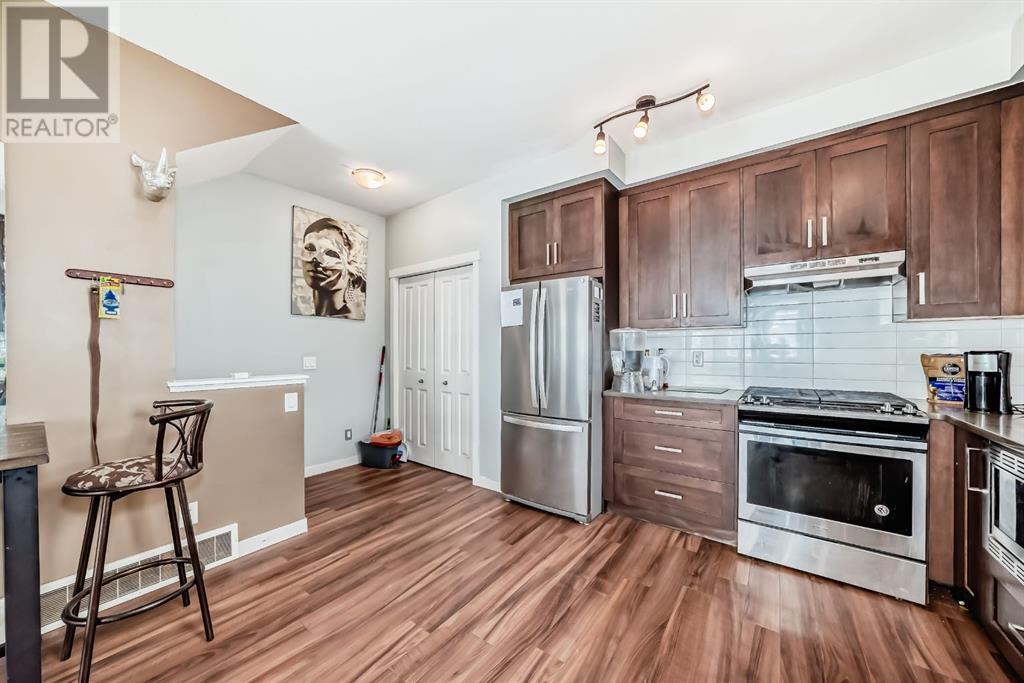Single Family House for Sale in  Sherwood Lane NW Sherwood Calgary 