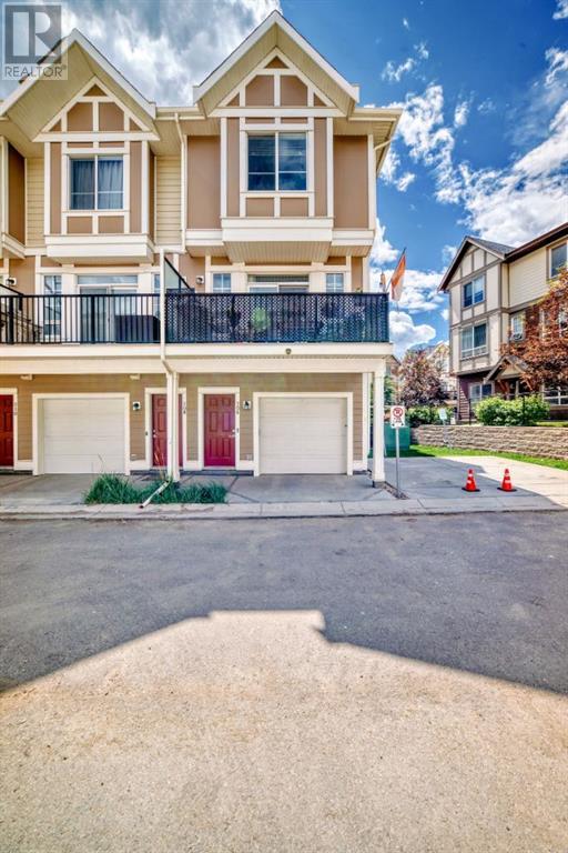 Single Family House for Sale in  Sherwood Lane NW Sherwood Calgary 