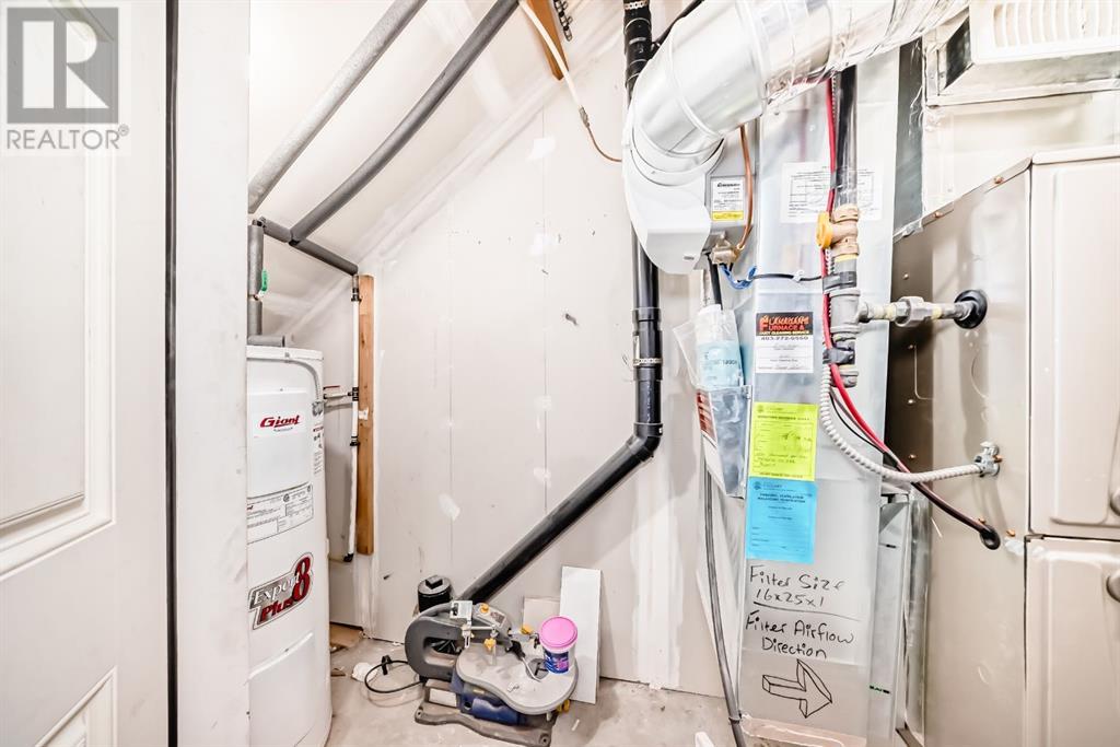 Single Family House for Sale in  Sherwood Lane NW Sherwood Calgary 