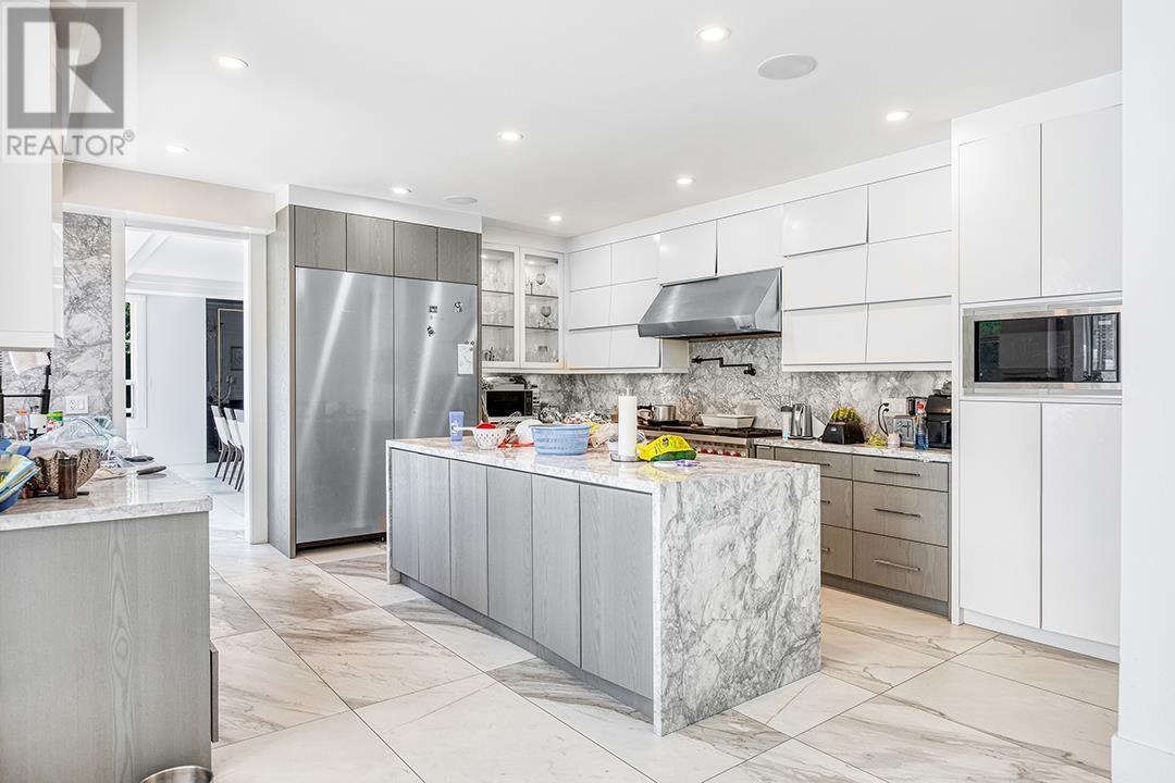 Photo 5 of 3138 W 51st Avenue, Vancouver BC