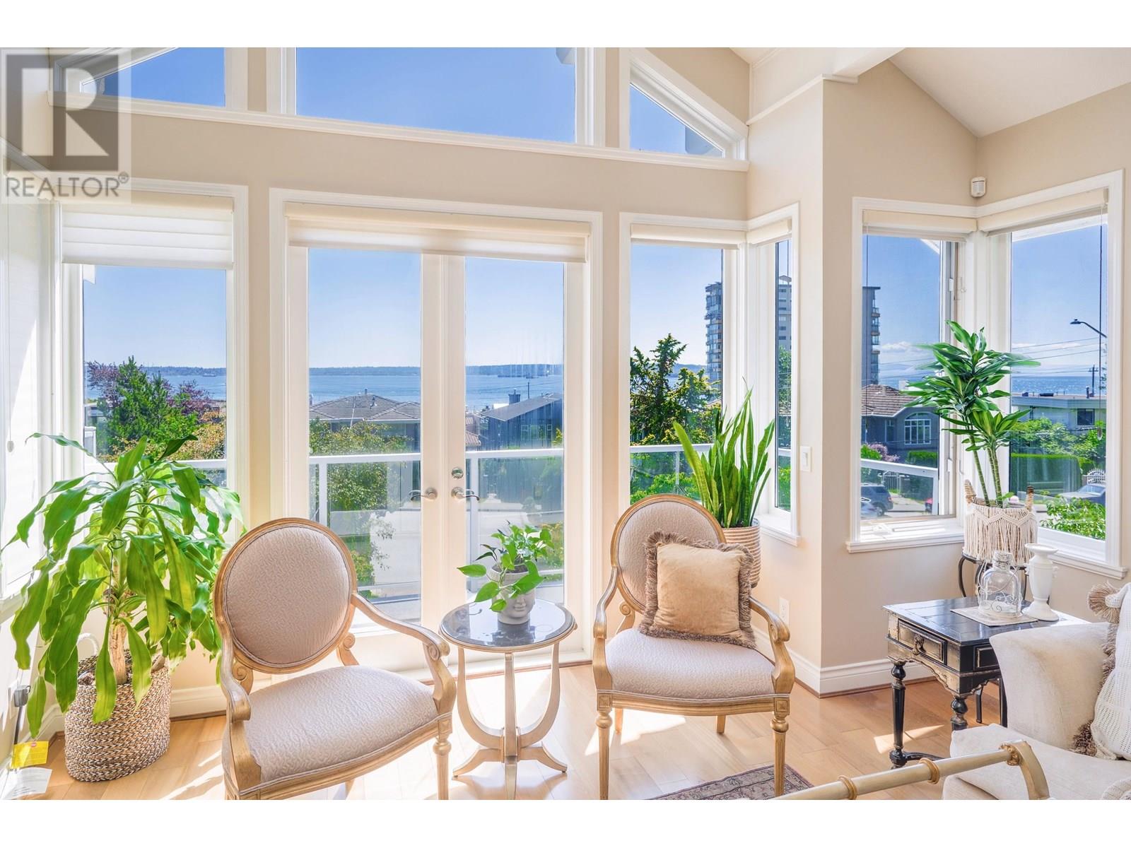 Photo 1 of 2349 Marine Drive, West Vancouver BC
