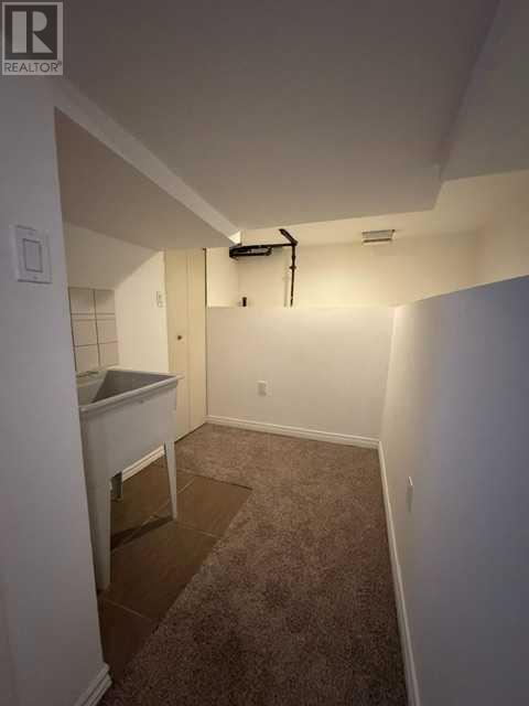 Single Family House for Sale in   Avenue NE Tuxedo Park Calgary 