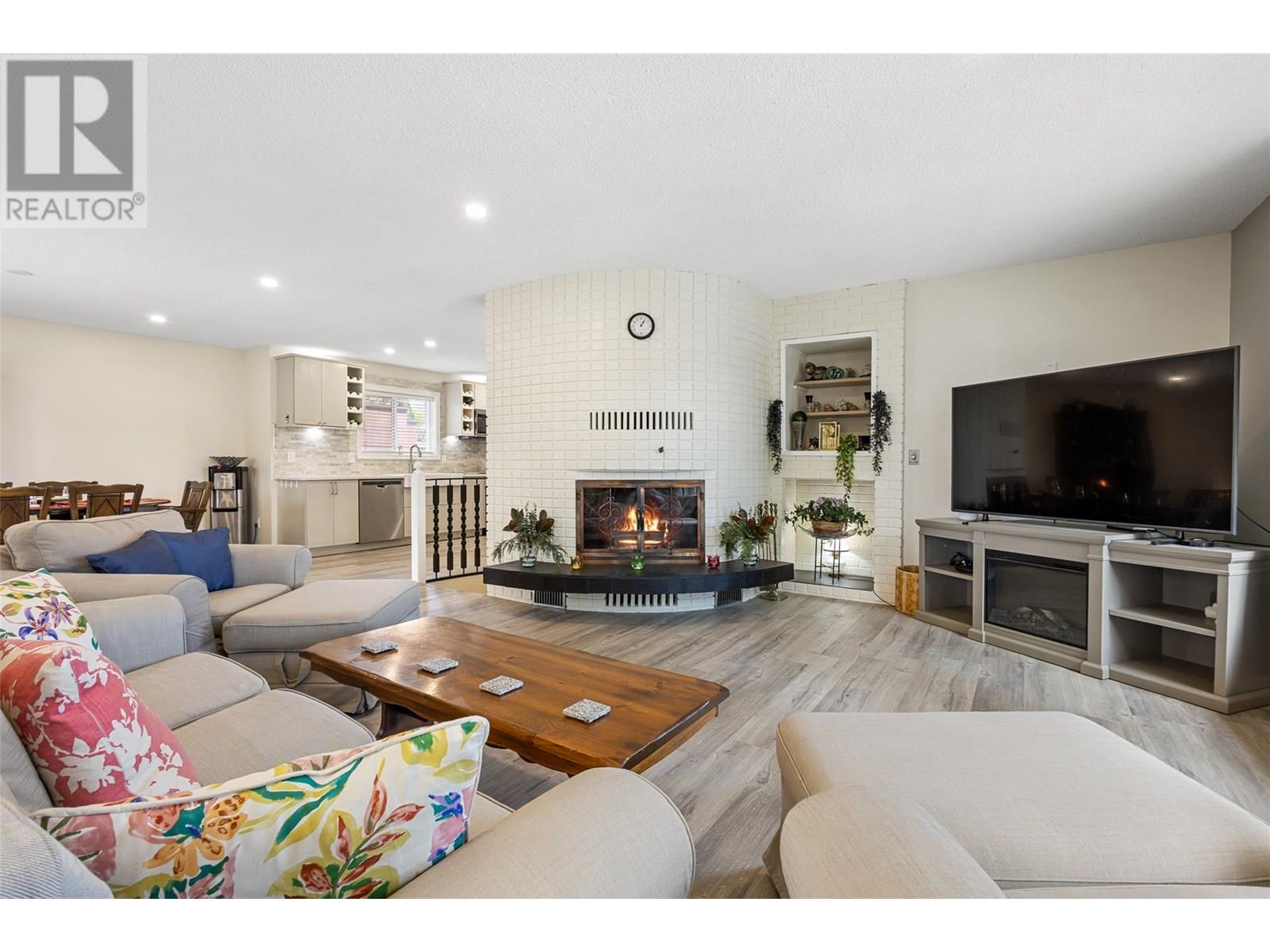 3947 Trepanier Heights Place, Peachland