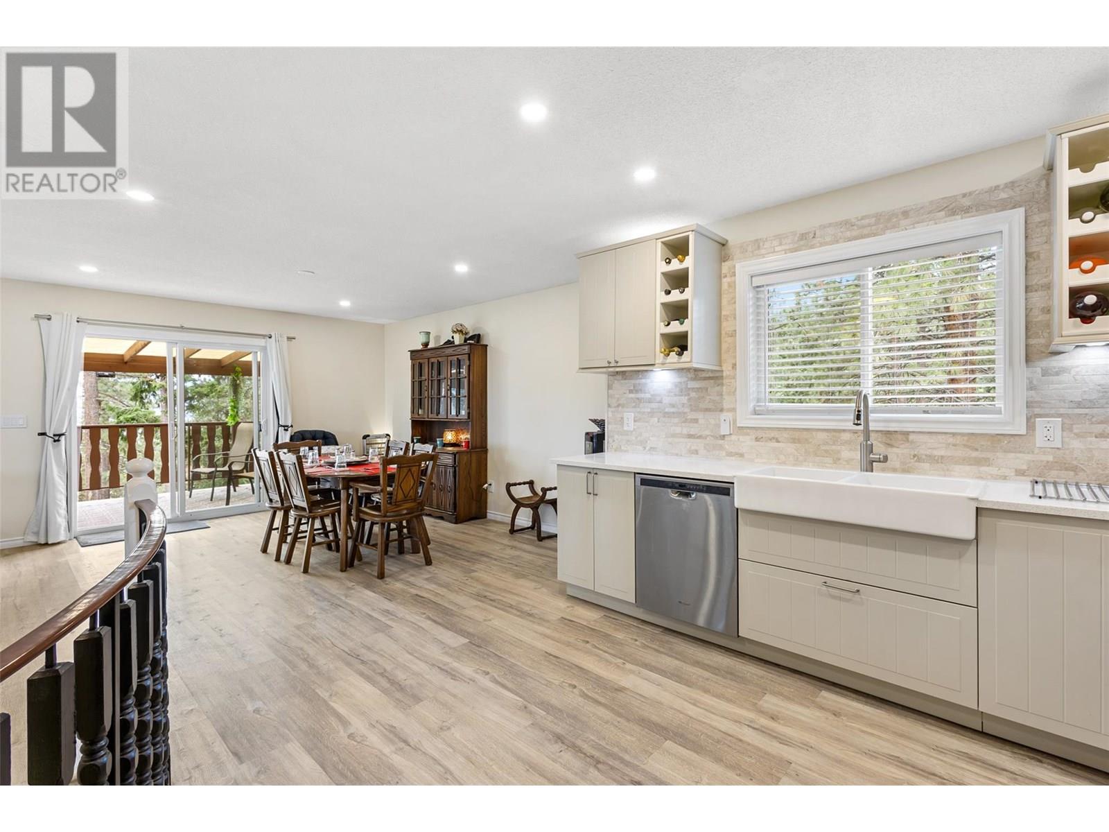 3947 Trepanier Heights Place, Peachland
