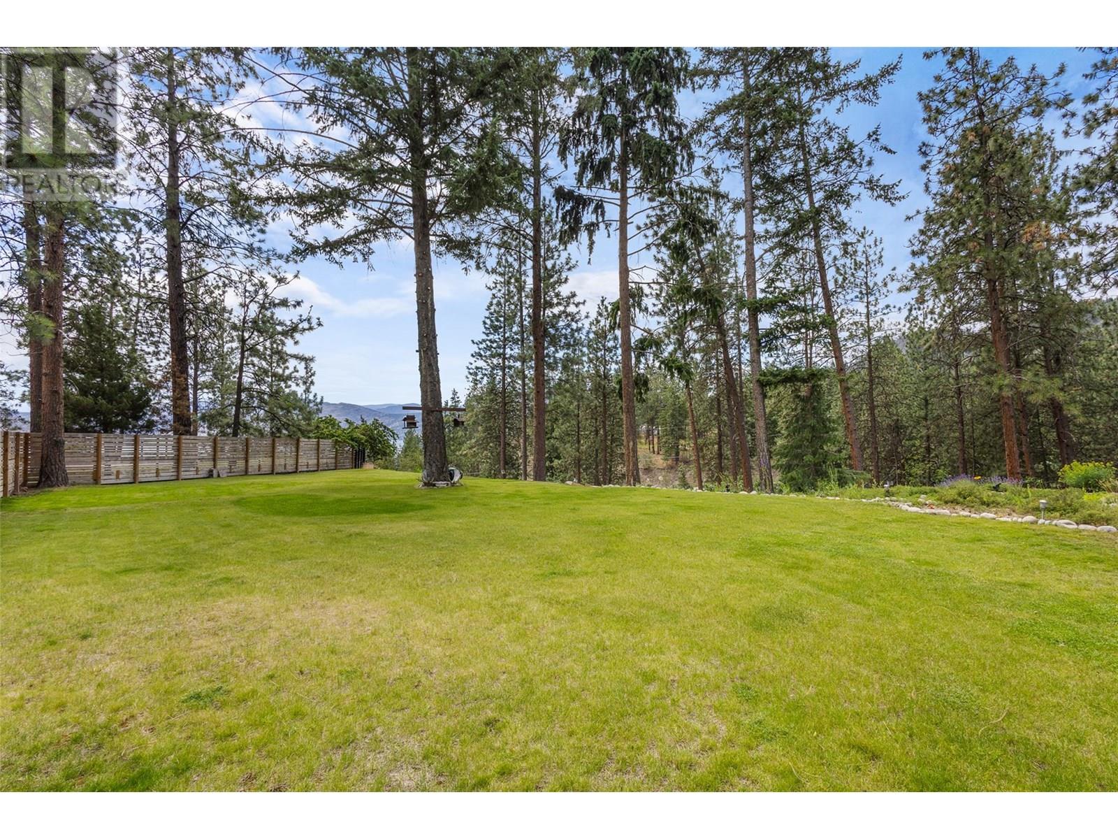 3947 Trepanier Heights Place, Peachland