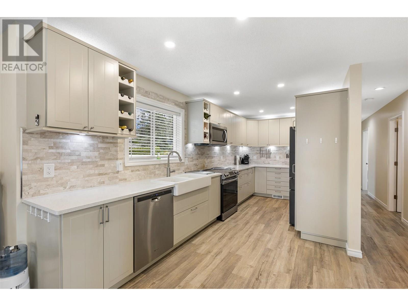 3947 Trepanier Heights Place, Peachland