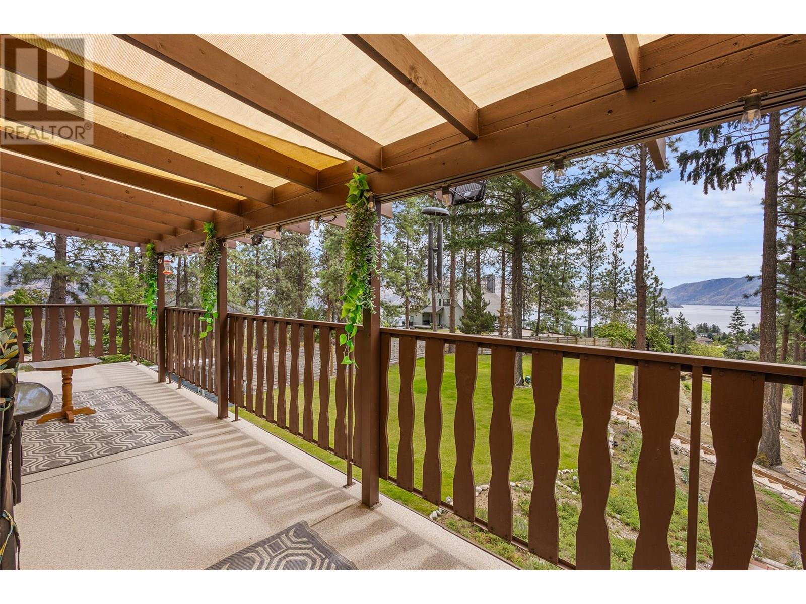3947 Trepanier Heights Place, Peachland