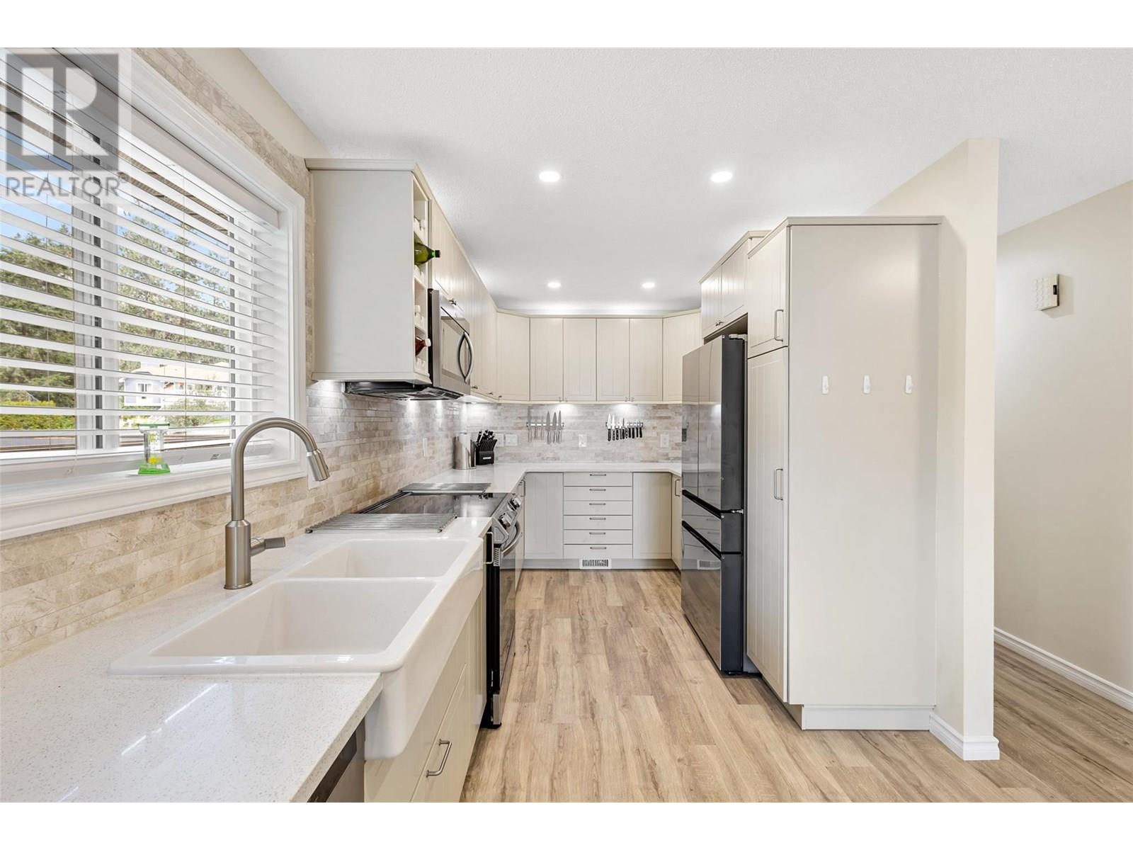 3947 Trepanier Heights Place, Peachland