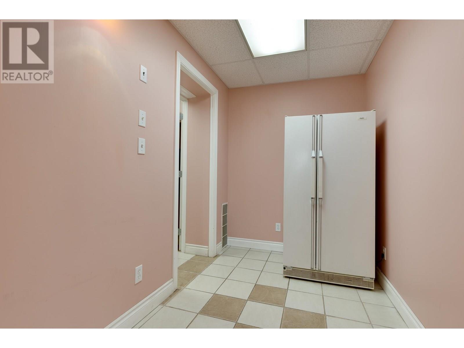 Photo 3 of 1040 2nd Avenue, Prince George BC