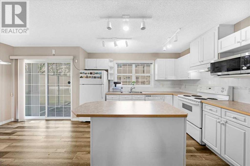 Single Family House for Sale in   Martha