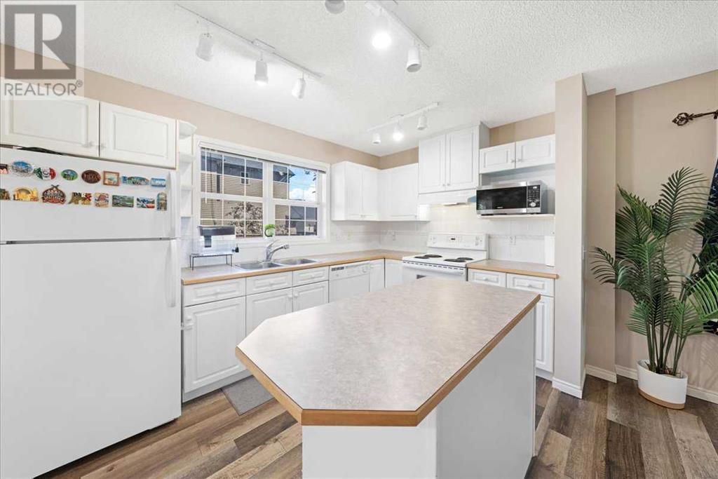 Single Family House for Sale in   Martha