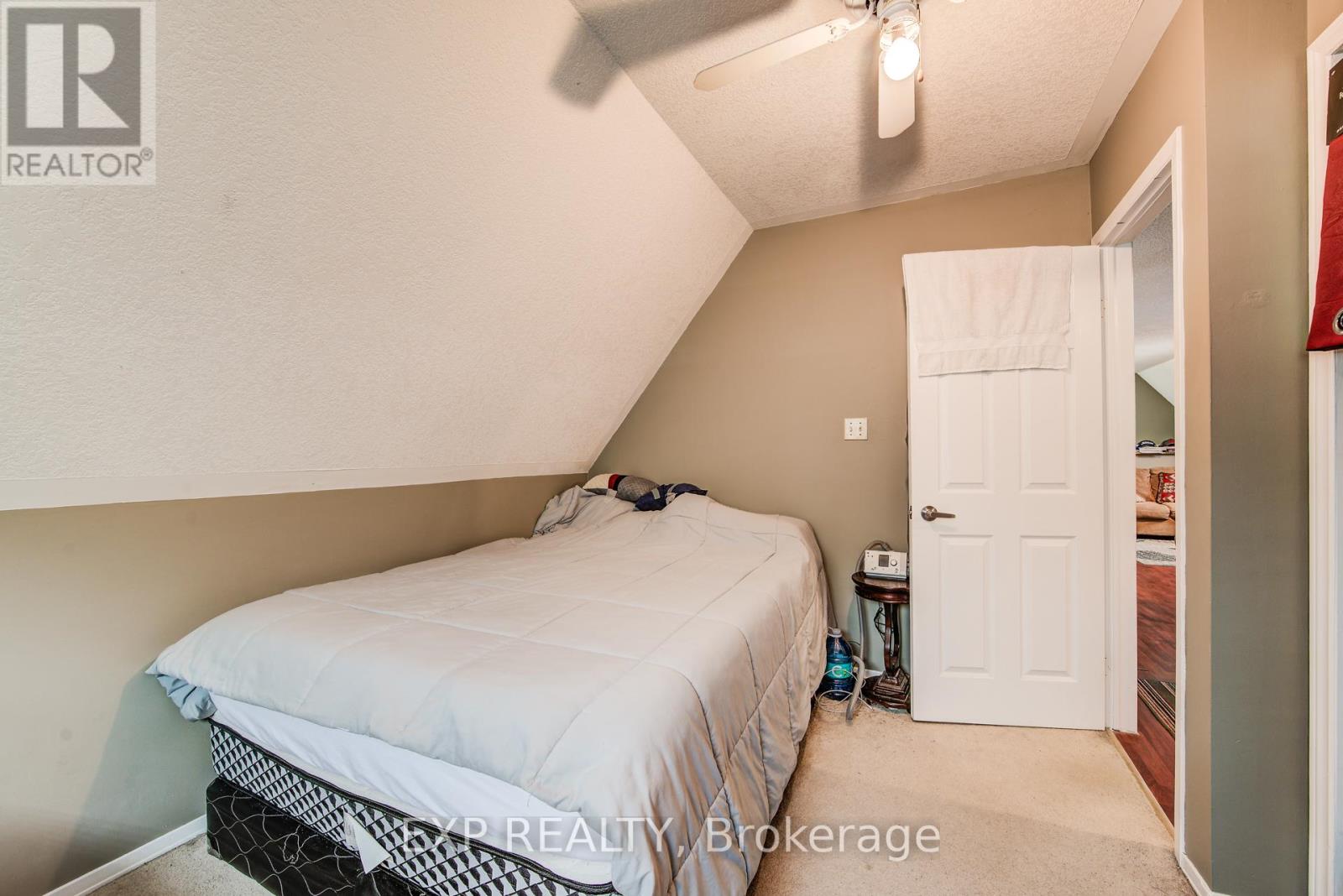 Photo 33 of 1023 Maple Leaf Street, Wellesley ON