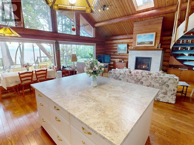 4304 SANDERSON ROAD, Texada Island
