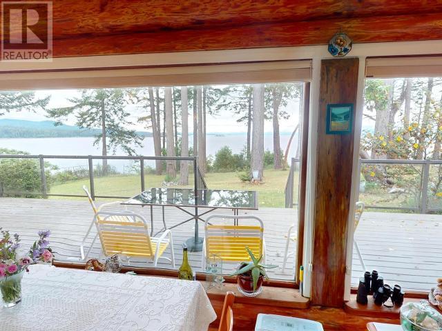 4304 SANDERSON ROAD, Texada Island