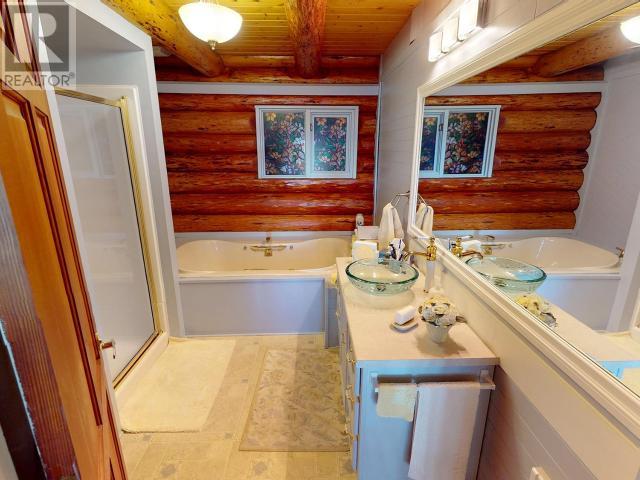 4304 SANDERSON ROAD, Texada Island