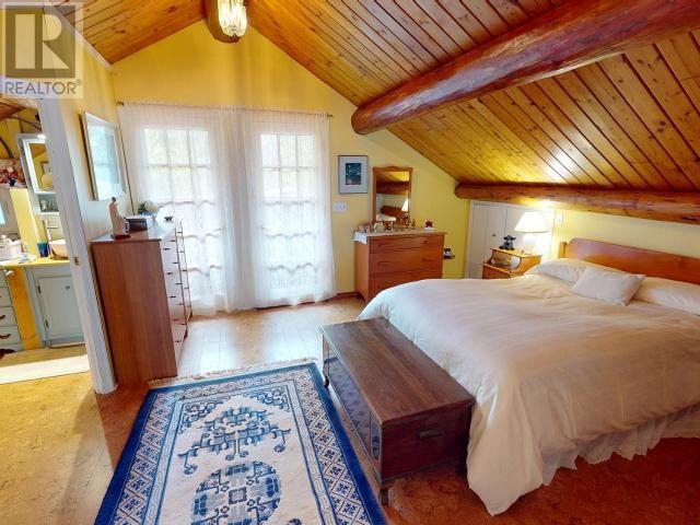 4304 SANDERSON ROAD, Texada Island