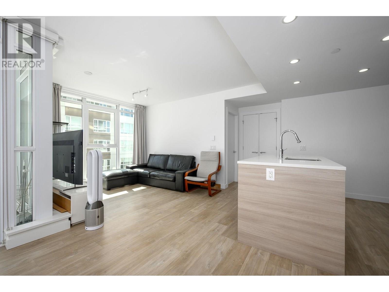 Photo 21 of 407 525 Foster Avenue, Coquitlam BC