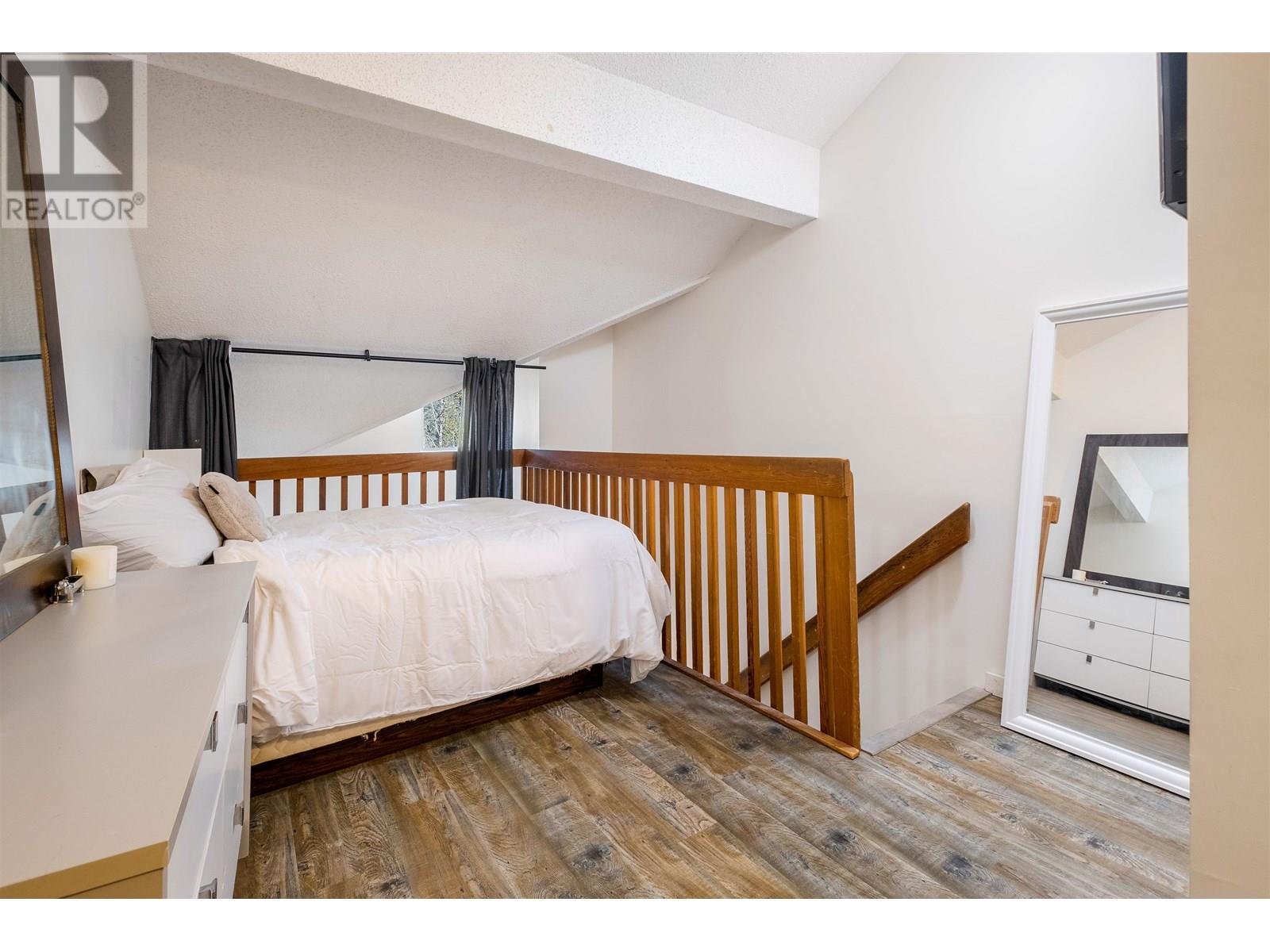 312 2021 KAREN CRESCENT, Whistler