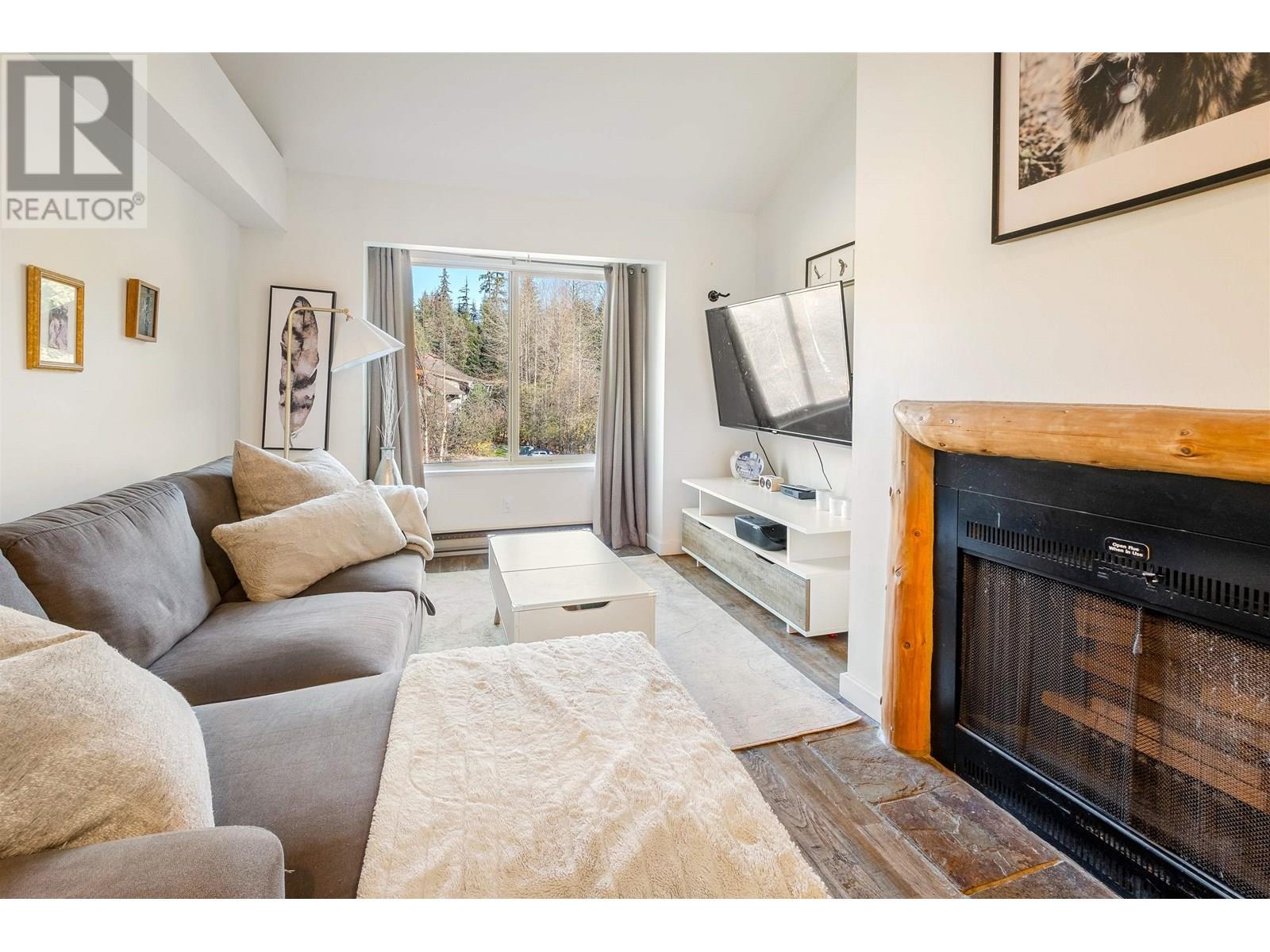 312 2021 KAREN CRESCENT, Whistler