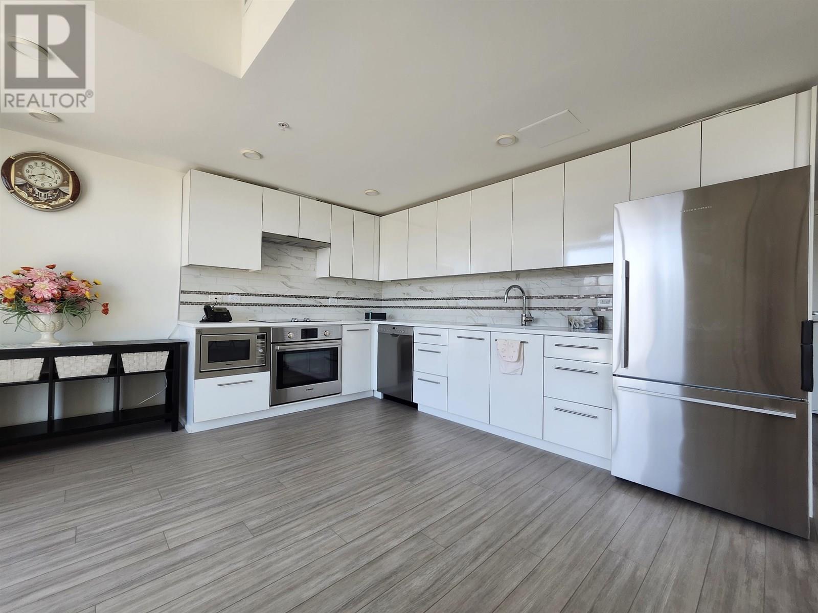 Photo 11 of 578 438 W King Edward Avenue, Vancouver BC