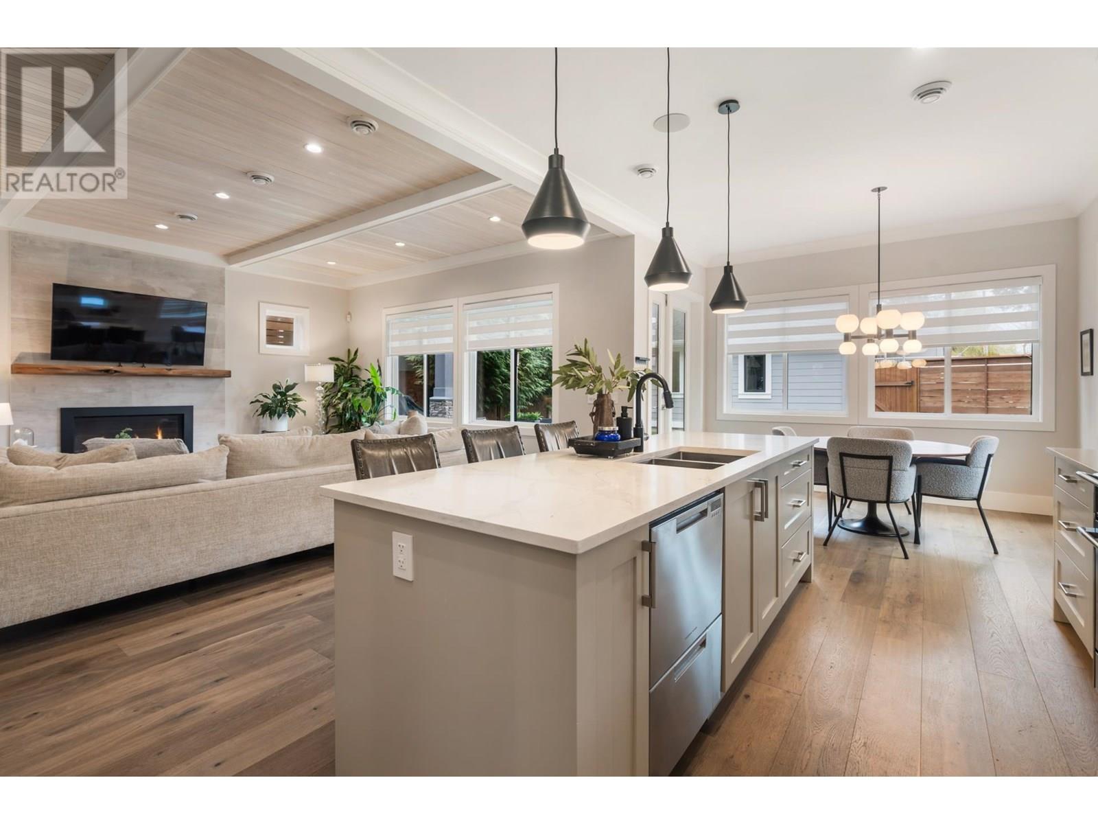 Photo 11 of 1745 Enderby Avenue, Delta BC