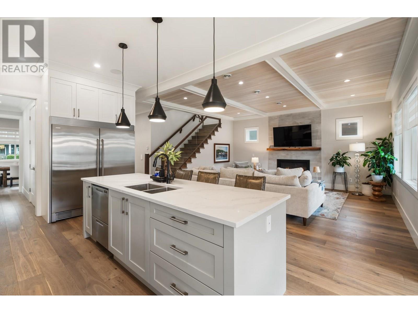 Photo 9 of 1745 Enderby Avenue, Delta BC